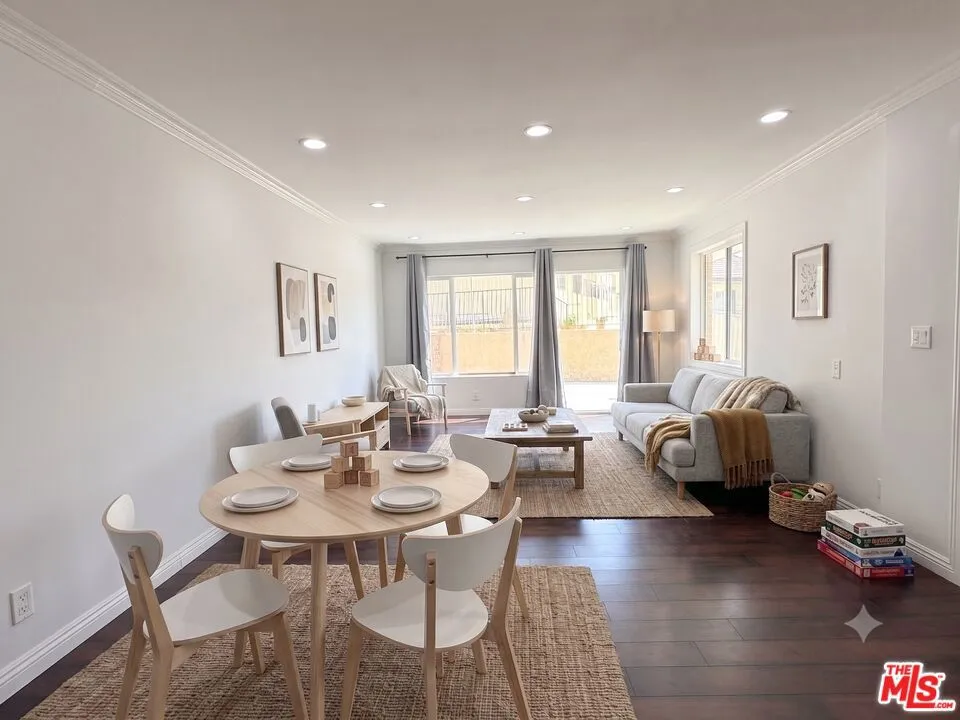 5651 Windsor Way #105 Culver City, CA 90230