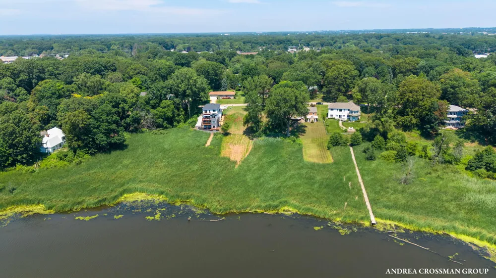 River Hills Drive Holland, MI 49424