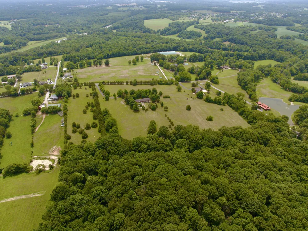 6881 Glidewell Road Cross Plains, TN 37049