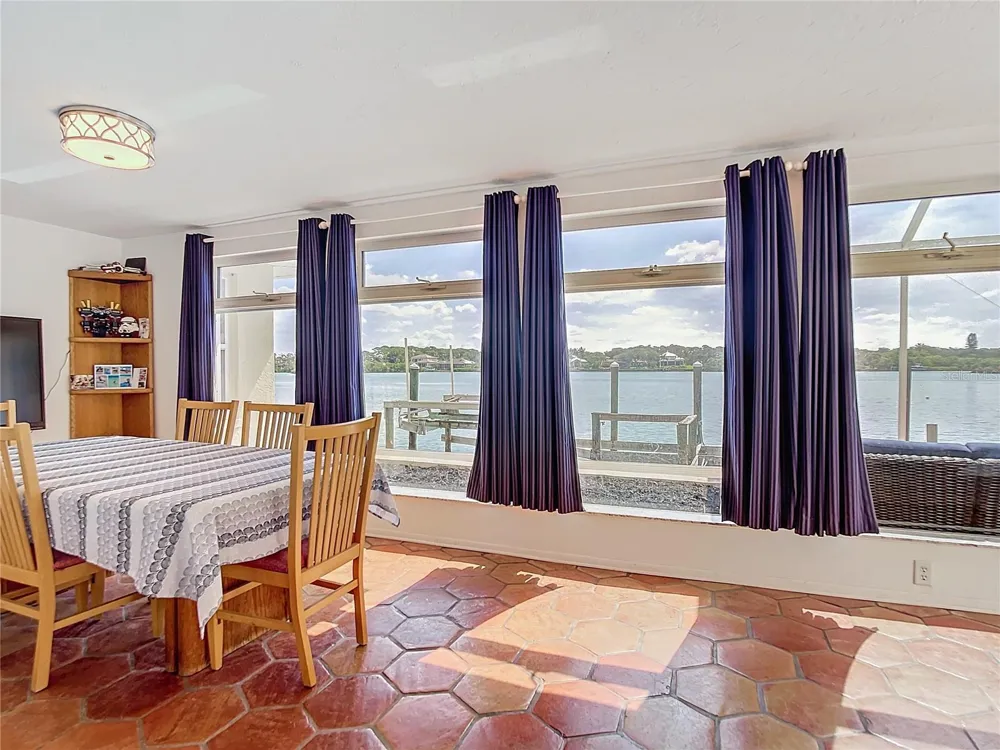 919 KEY WAY Nokomis, FL 34275