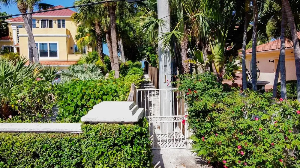 919 KEY WAY Nokomis, FL 34275