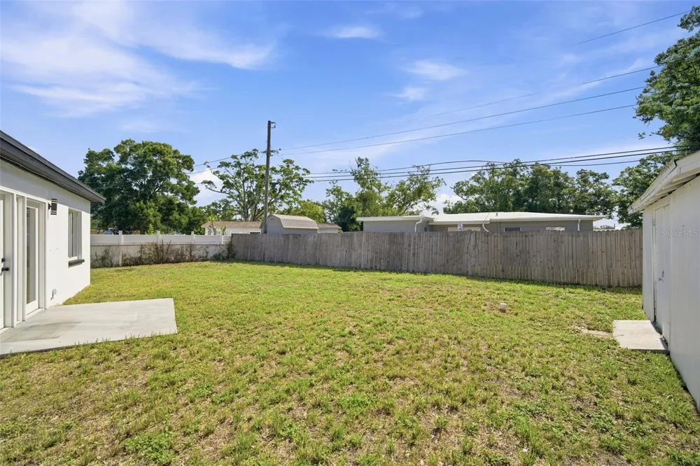 7017 20TH STREET St Petersburg, FL 33702