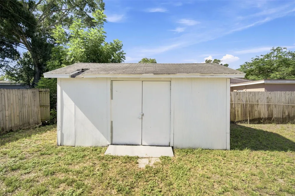 7017 20TH STREET St Petersburg, FL 33702