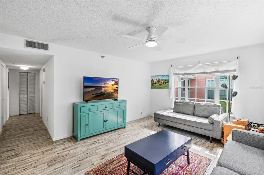 3002 W CLEVELAND STREET #B6 Tampa, FL 33609