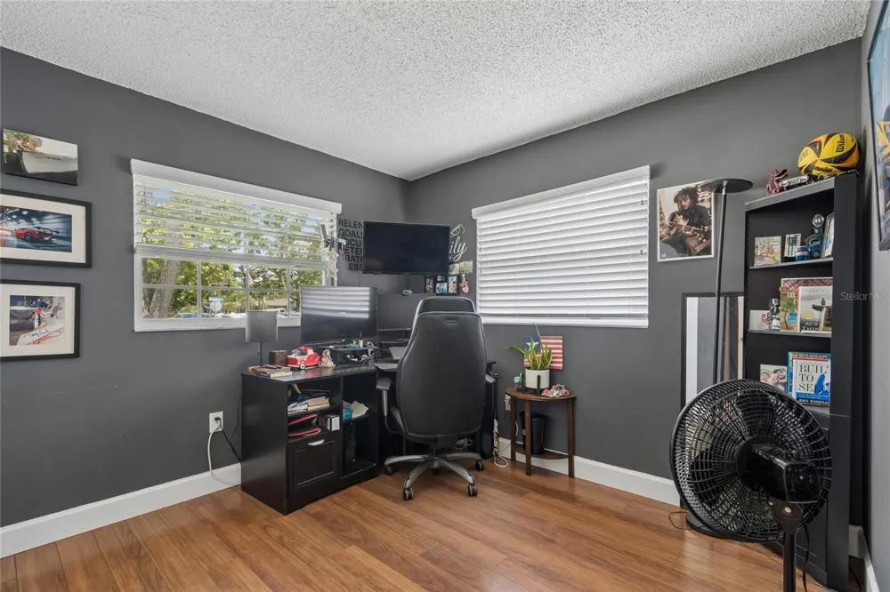416 MAPLEWOOD DRIVE Oldsmar, FL 34677