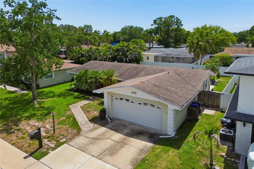416 MAPLEWOOD DRIVE Oldsmar, FL 34677