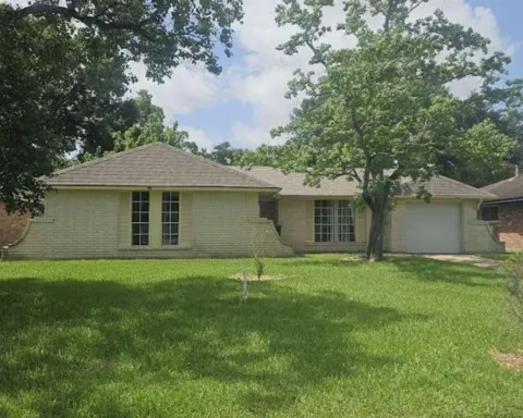 7623 Kellwood Drive