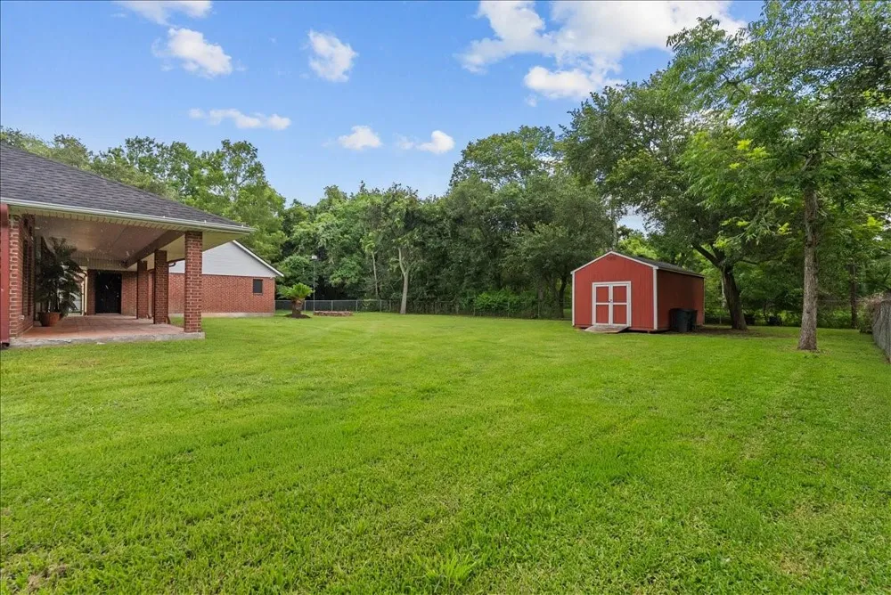 9700 Jay Road Hitchcock, TX 77563