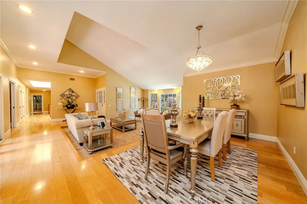 2929 San Juan Fullerton, CA 92835