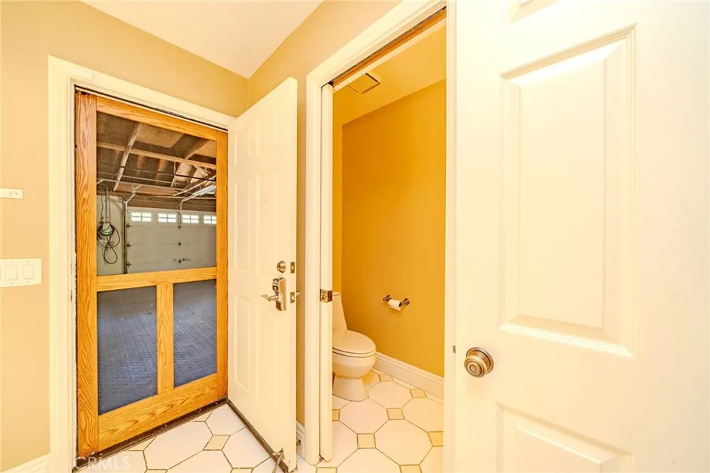 2929 San Juan Fullerton, CA 92835