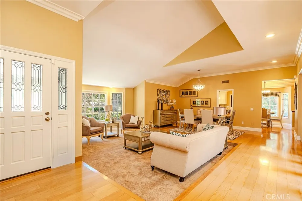 2929 San Juan Fullerton, CA 92835