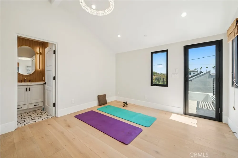 312 Carnation Avenue Corona del Mar, CA 92625