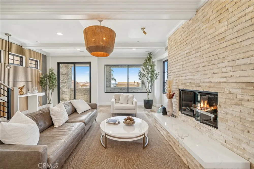 312 Carnation Avenue Corona del Mar, CA 92625