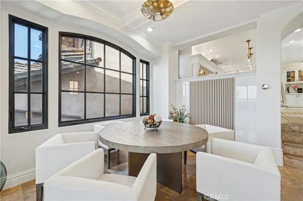 312 Carnation Avenue Corona del Mar, CA 92625