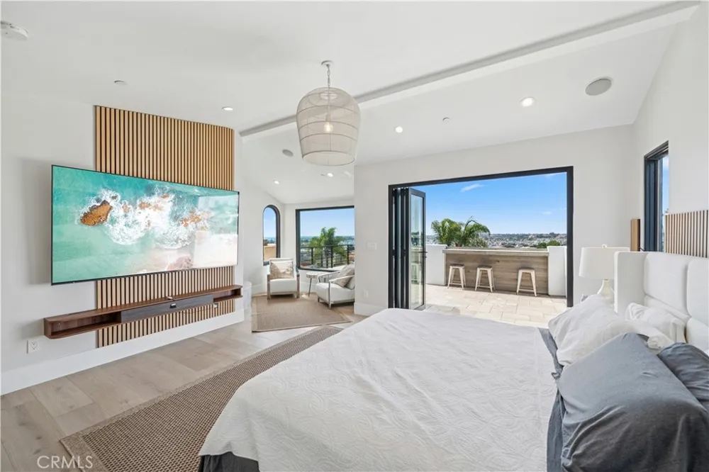 312 Carnation Avenue Corona del Mar, CA 92625