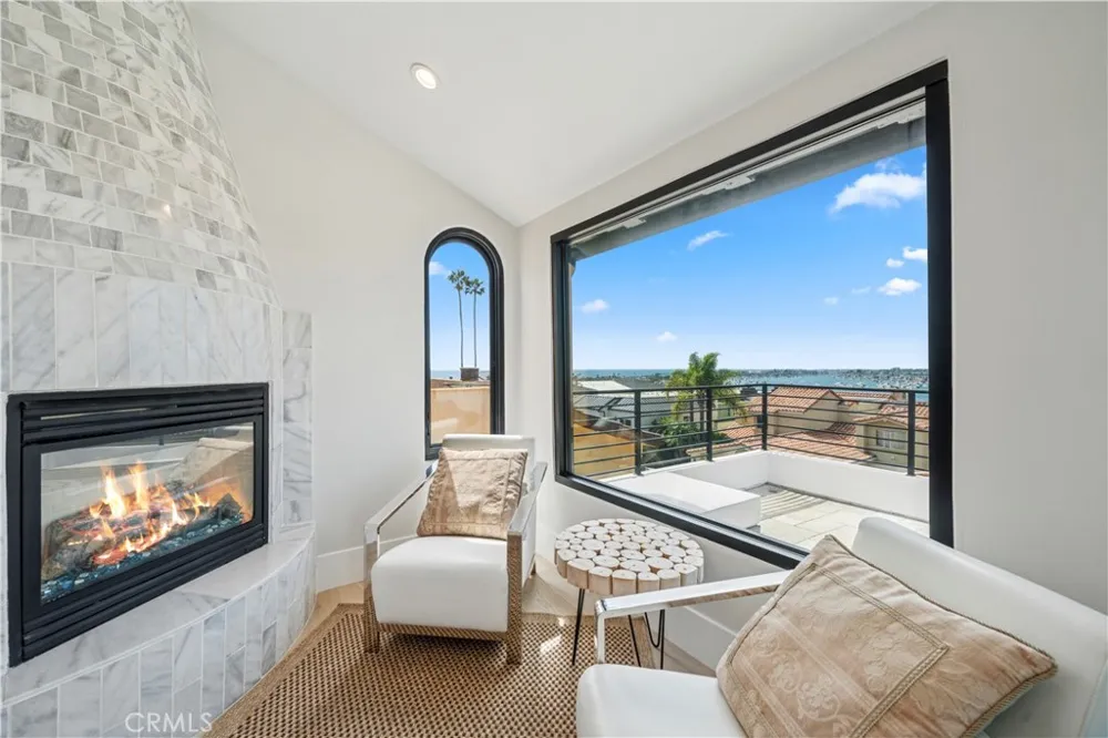 312 Carnation Avenue Corona del Mar, CA 92625