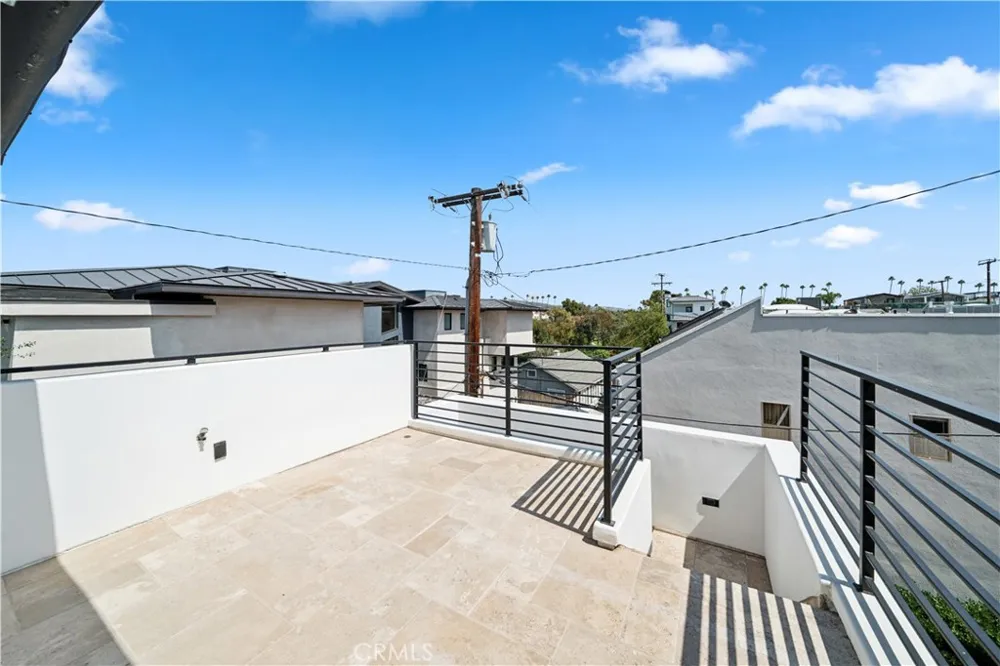 312 Carnation Avenue Corona del Mar, CA 92625