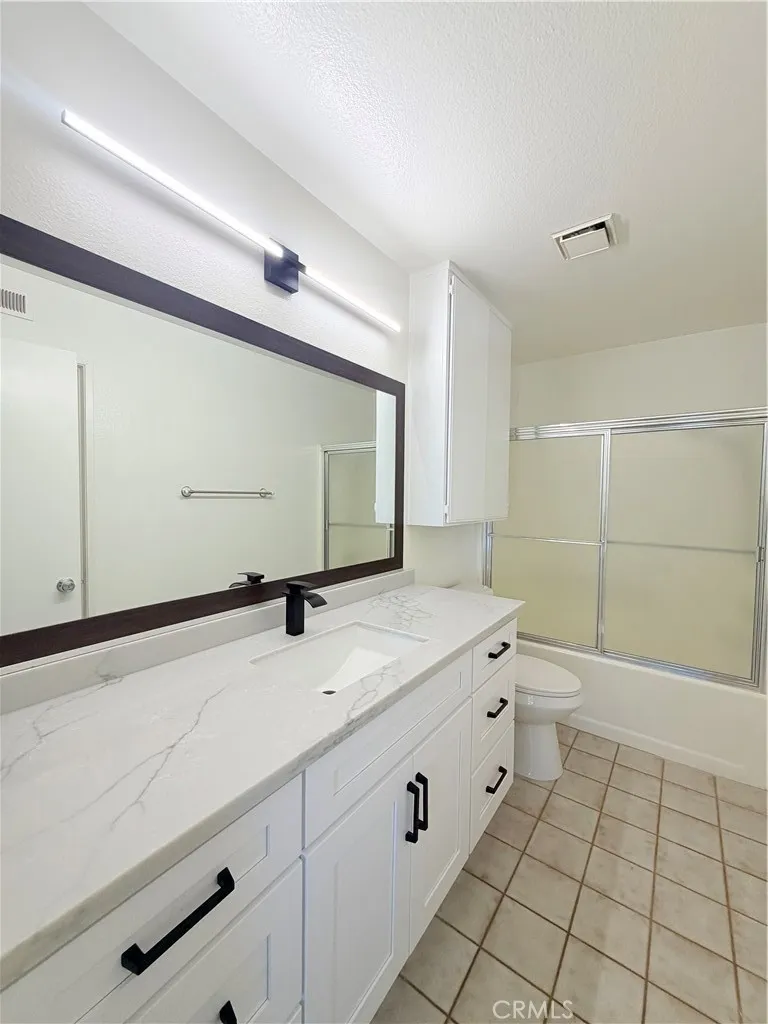 20751 E Crest Walnut, CA 91789