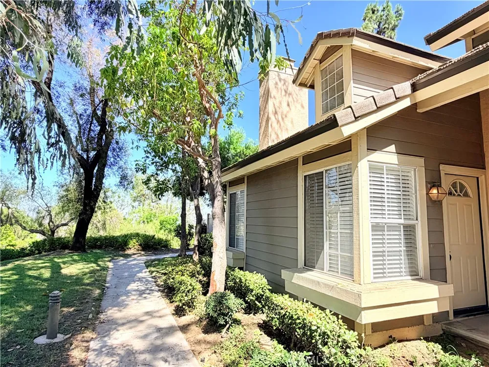 20751 E Crest Walnut, CA 91789