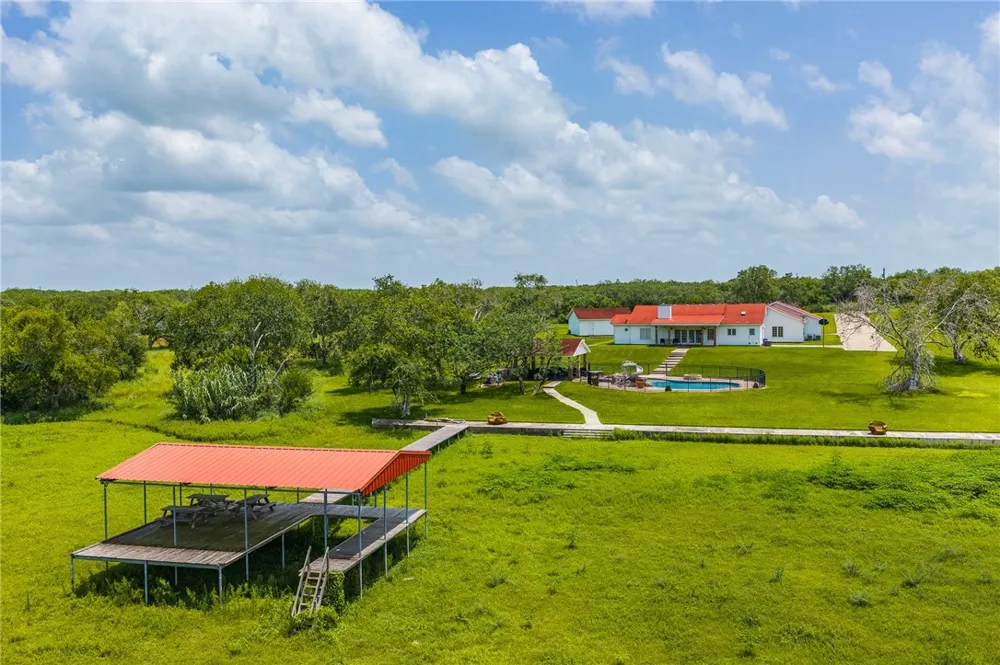 8259 Baldwin Mathis, TX 78368