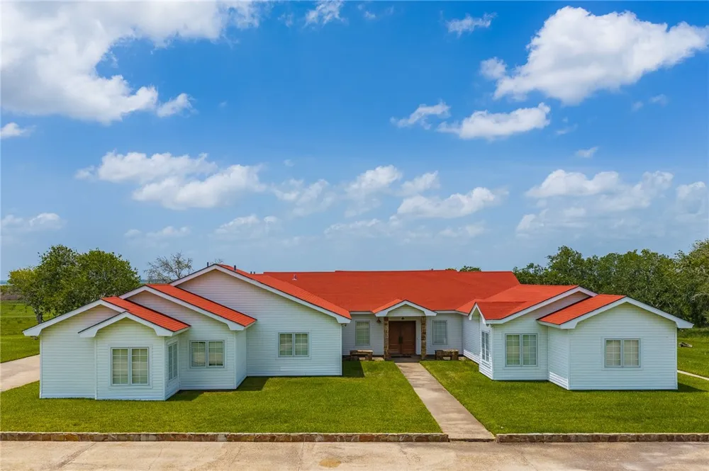 8259 Baldwin Mathis, TX 78368
