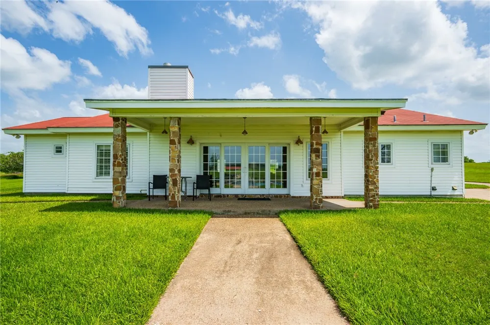 8259 Baldwin Mathis, TX 78368