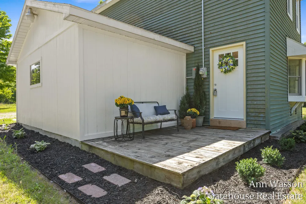 2737 Dane Street Gowen, MI 49326