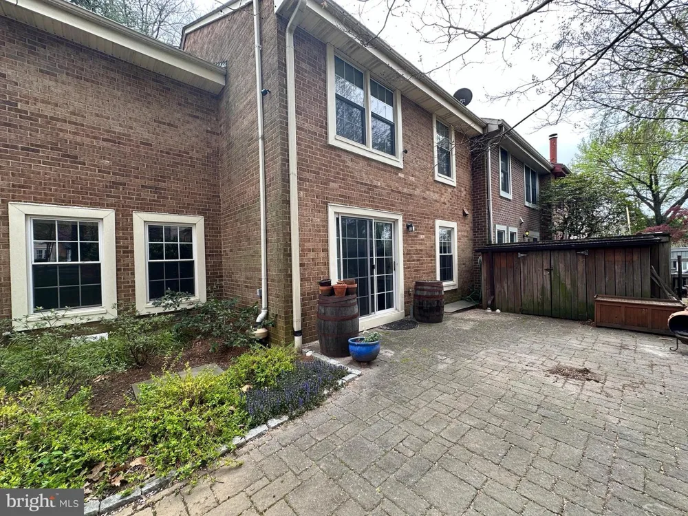 2172 GOLF COURSE DRIVE Reston, VA 20191