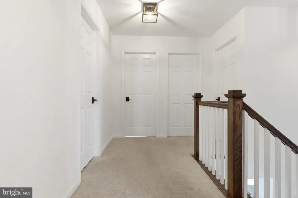 216 HOLLYHOCK DRIVE Manchester, PA 17345