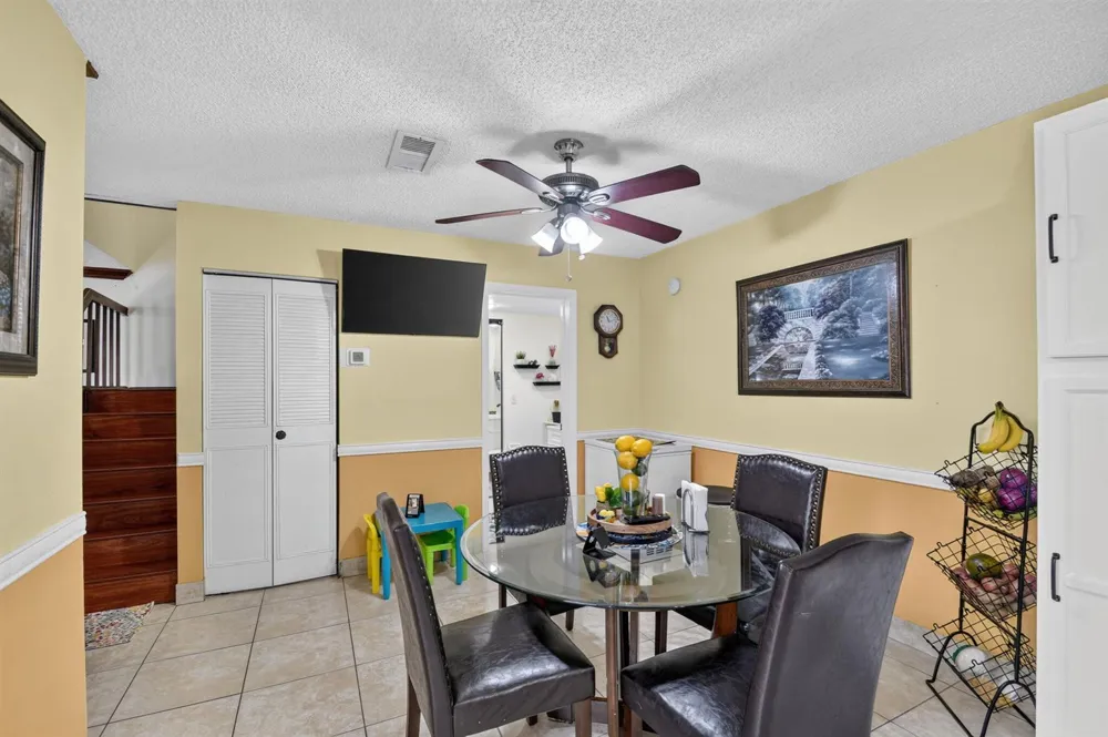 1610 Forest Lakes Circle #B West Palm Beach, FL 33406