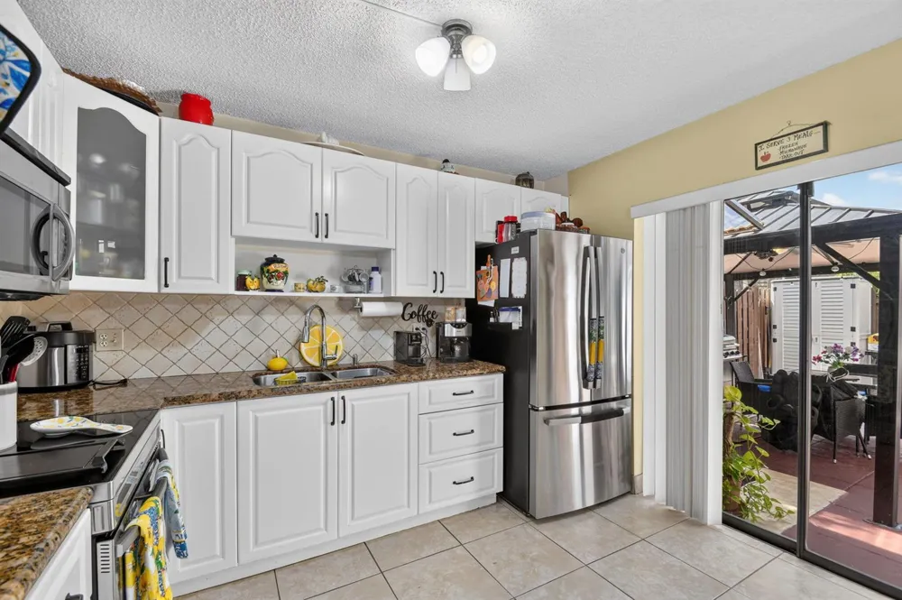 1610 Forest Lakes Circle #B West Palm Beach, FL 33406
