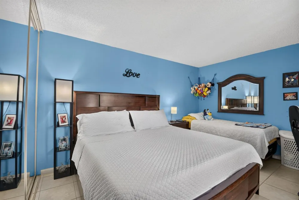 1610 Forest Lakes Circle #B West Palm Beach, FL 33406