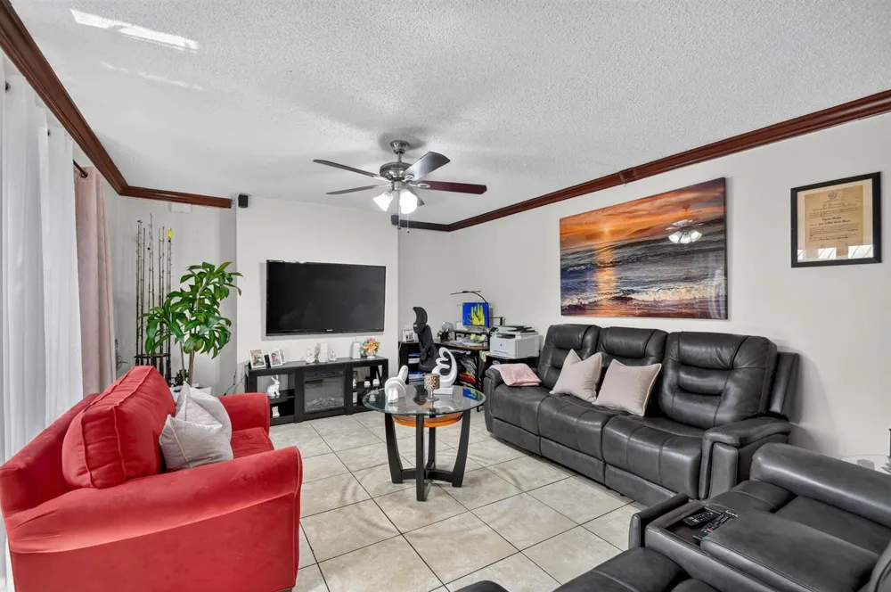 1610 Forest Lakes Circle #B West Palm Beach, FL 33406