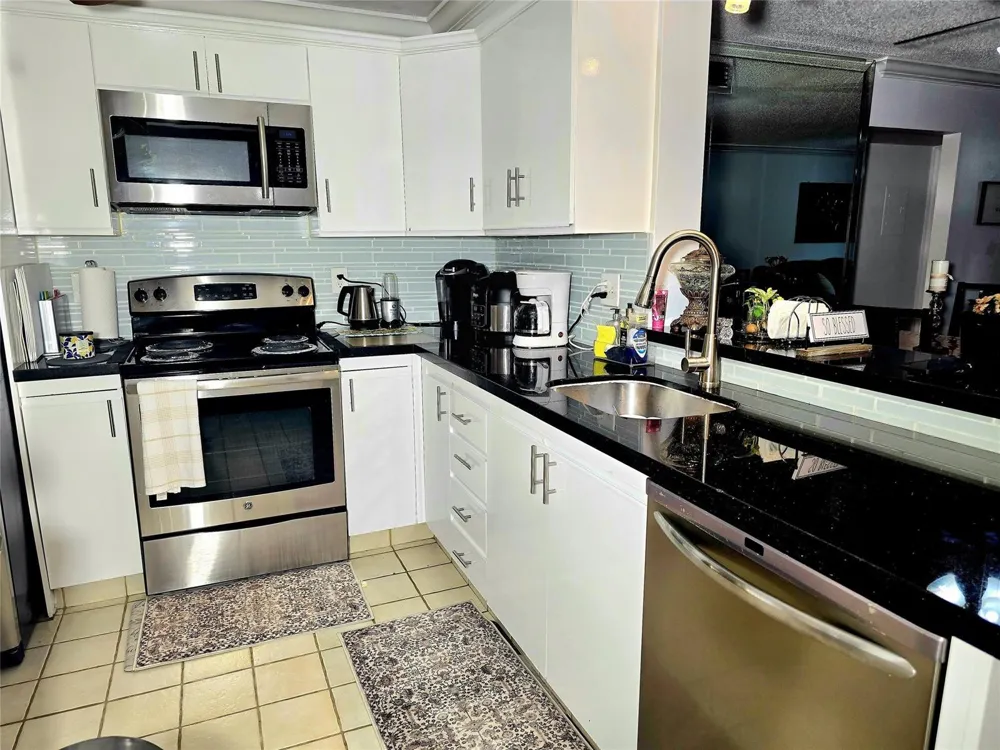 2002 Granada Drive #K3 Coconut Creek, FL 33066