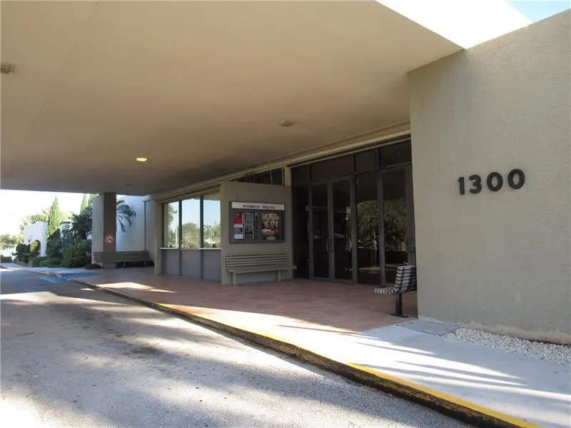 2002 Granada Drive #K3 Coconut Creek, FL 33066