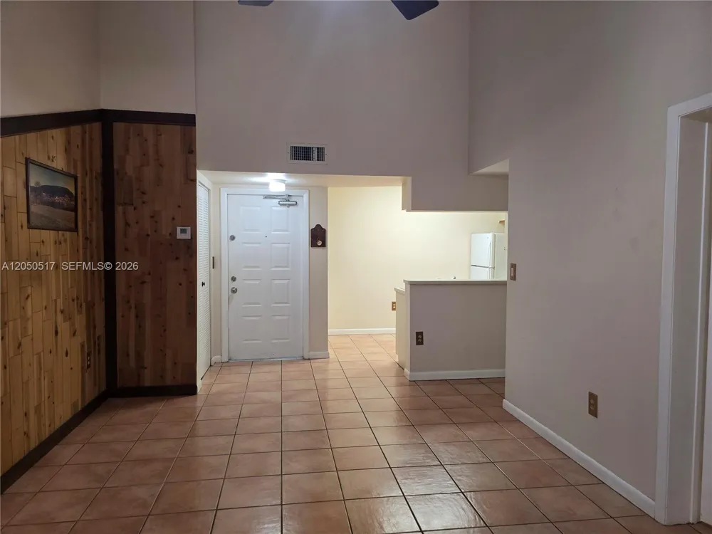 15545 Miami Lakeway N #211 Miami Lakes, FL 33014