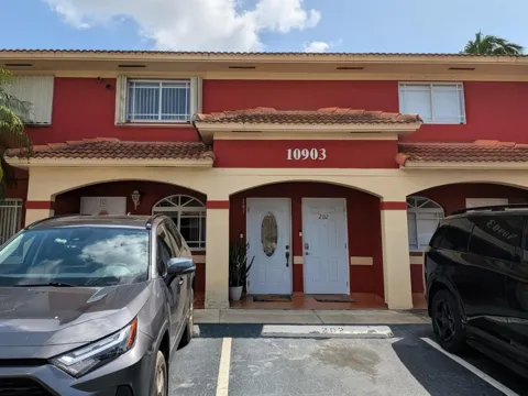 10903 W Okeechobee Road #201