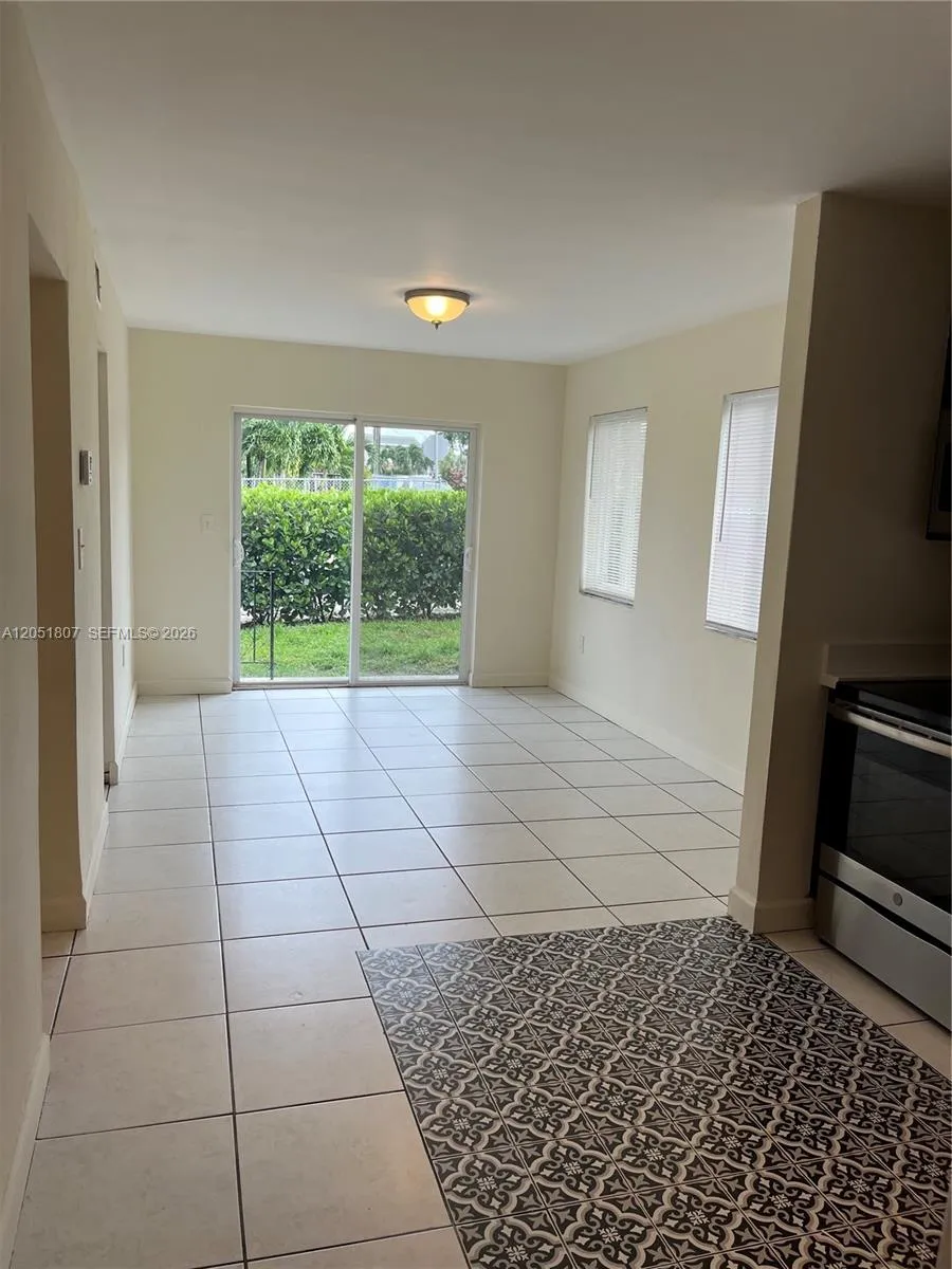 901 NW 22nd Ct #0 Miami, FL 33125