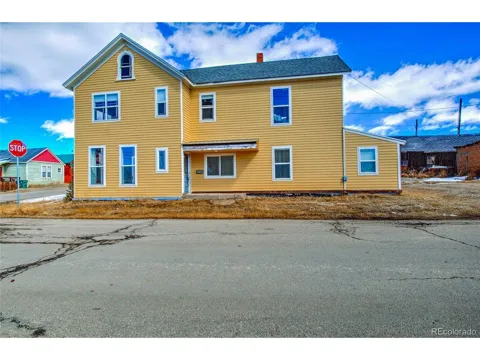 301 E 5th Street