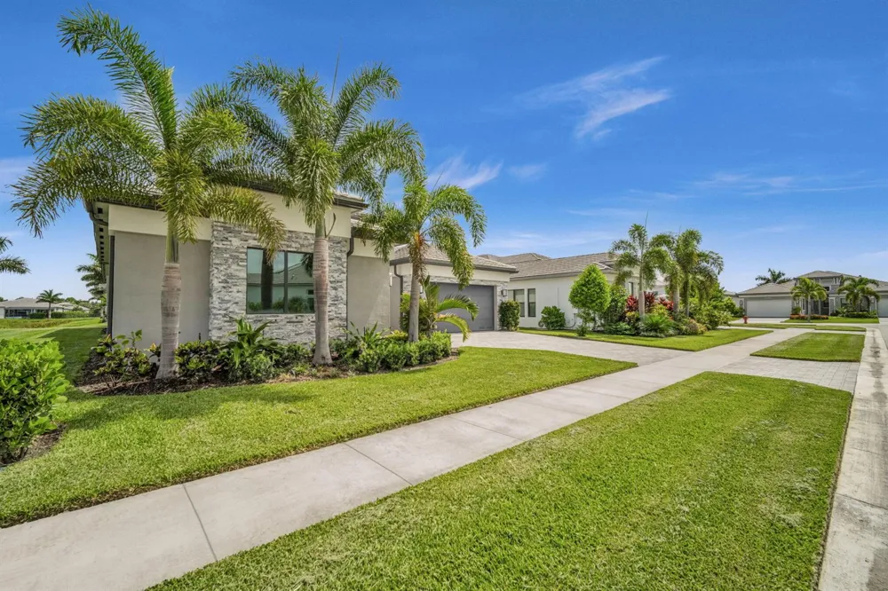 10925 Glen Orchard Lane Boynton Beach, FL 33473