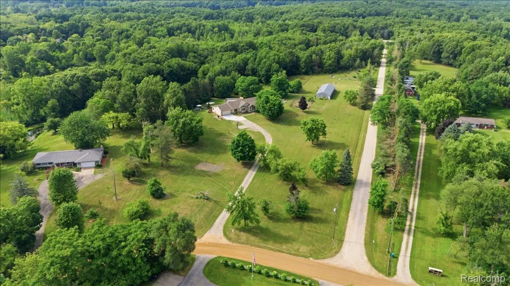 1350 Bald Eagle Lake Road Groveland Township, MI 48462