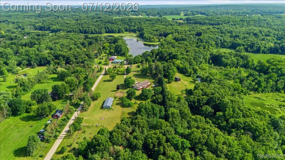 1350 Bald Eagle Lake Road Groveland Township, MI 48462
