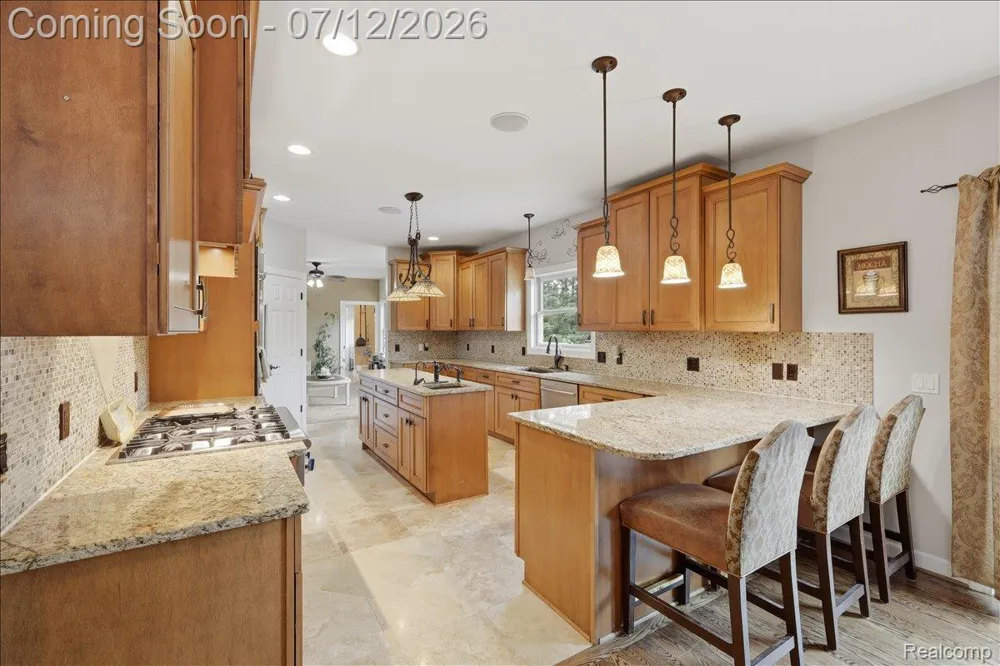 1350 Bald Eagle Lake Road Groveland Township, MI 48462