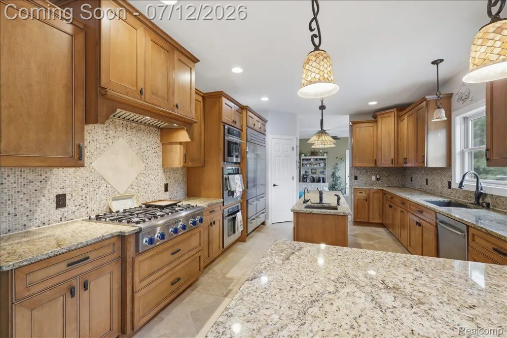 1350 Bald Eagle Lake Road Groveland Township, MI 48462