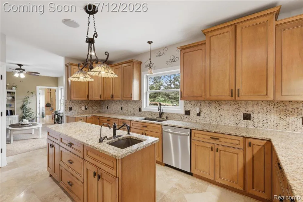 1350 Bald Eagle Lake Road Groveland Township, MI 48462