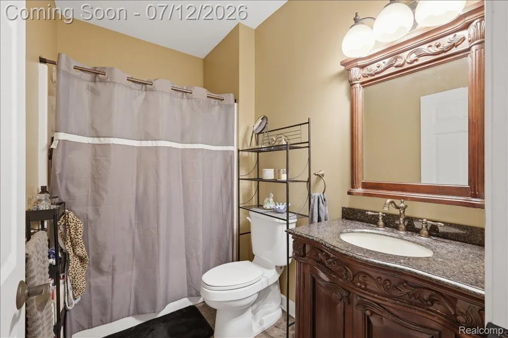 1350 Bald Eagle Lake Road Groveland Township, MI 48462