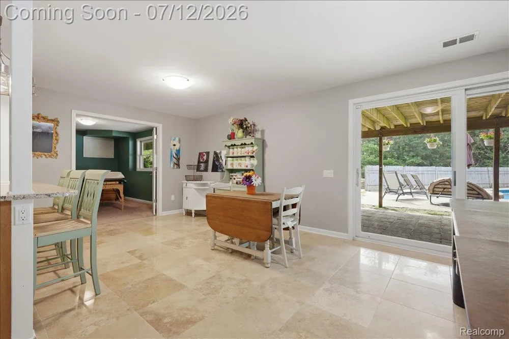 1350 Bald Eagle Lake Road Groveland Township, MI 48462