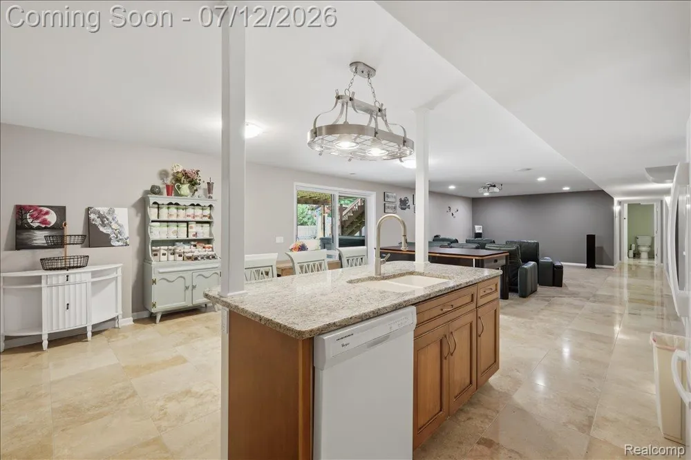 1350 Bald Eagle Lake Road Groveland Township, MI 48462