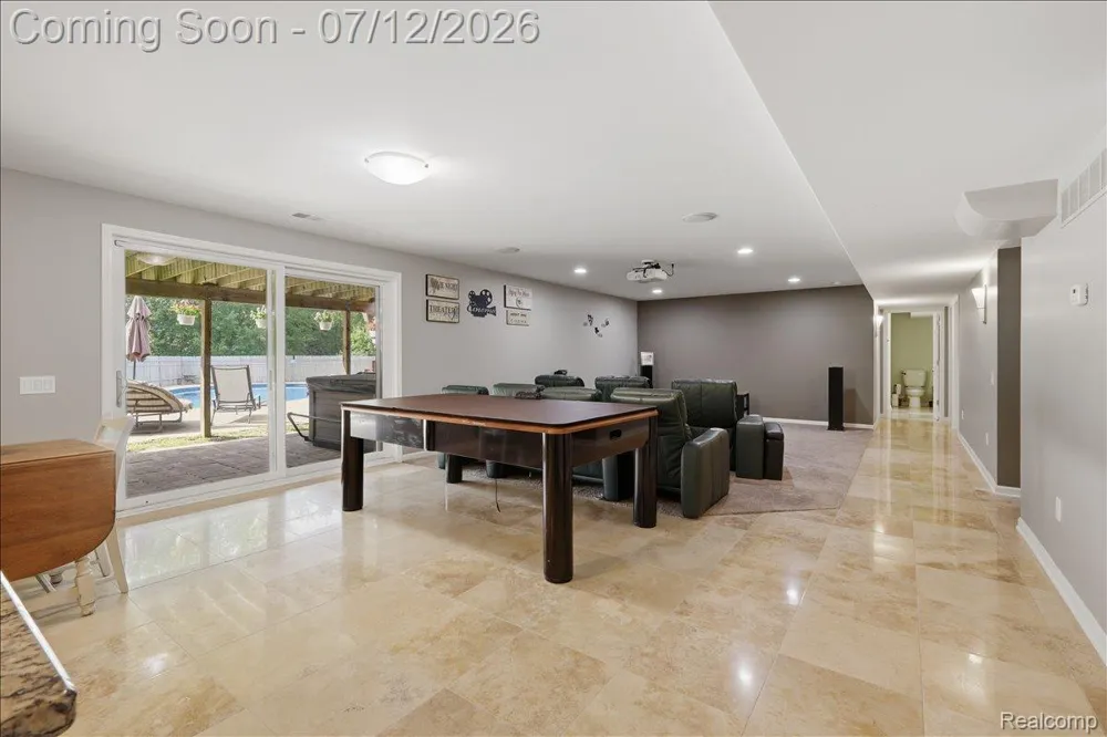 1350 Bald Eagle Lake Road Groveland Township, MI 48462