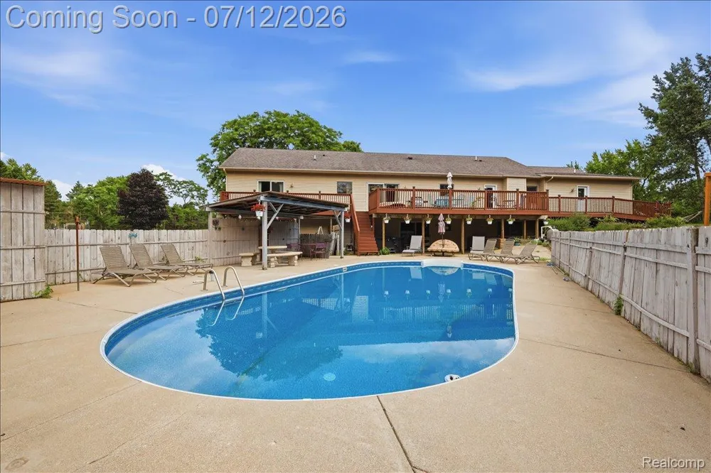 1350 Bald Eagle Lake Road Groveland Township, MI 48462